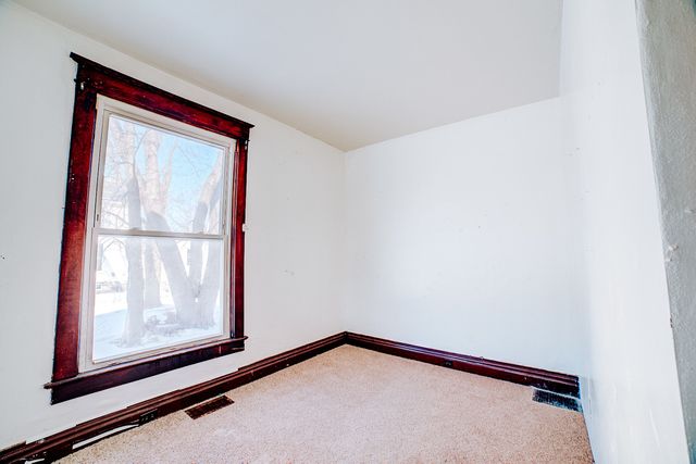 312 N 4th Street, Watseka, IL 60970