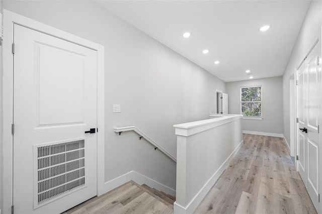 6910 DARTMOUTH AVENUE N, St Petersburg, FL 33710