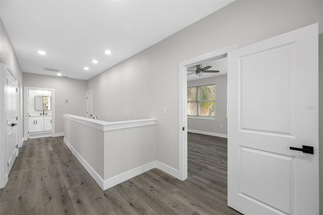 6910 DARTMOUTH AVENUE N, St Petersburg, FL 33710