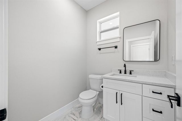 6910 DARTMOUTH AVENUE N, St Petersburg, FL 33710