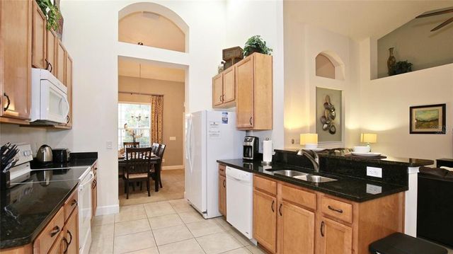 4072 OAKTREE DRIVE, Davenport, FL 33837