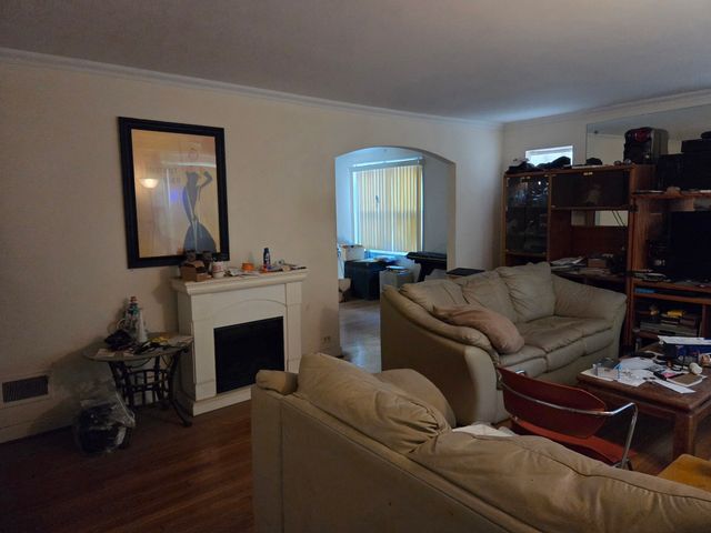 2324 N Oak Park Avenue, Chicago, IL 60707