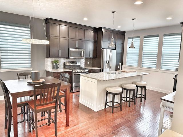 3084 Kilmer Drive, Troy, MI 48083