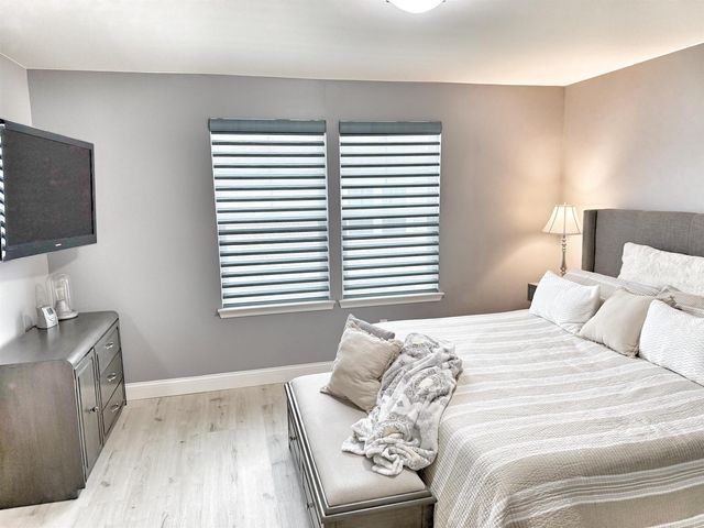3084 Kilmer Drive, Troy, MI 48083