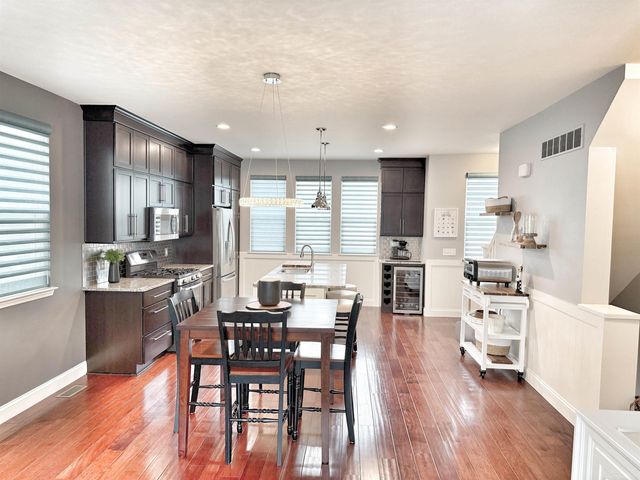 3084 Kilmer Drive, Troy, MI 48083
