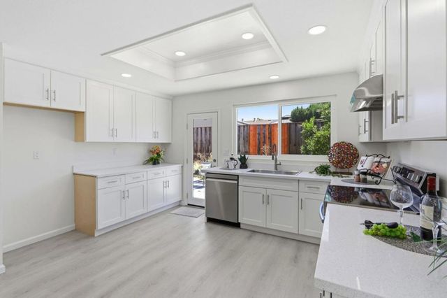 1274 MAYHEW, San Jose, CA 95121