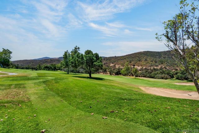 2370 Vista Valley, Vista, CA 92084