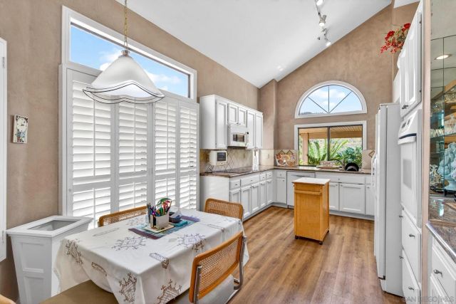 2370 Vista Valley, Vista, CA 92084