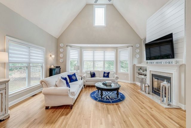17 Aberdeen 17, Plymouth, MA 02360