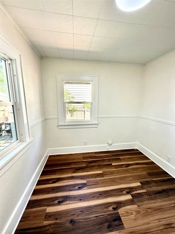 841 Euclid Avenue, Des Moines, IA 50313