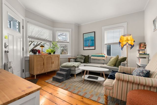 8 Seven Pines, Cambridge, MA 02140