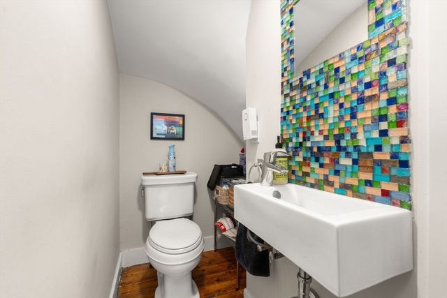 8 Seven Pines, Cambridge, MA 02140