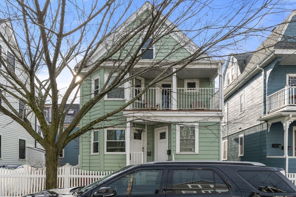 8 Seven Pines, Cambridge, MA 02140