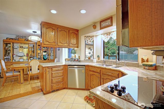 31812 77th Drive NW, Stanwood, WA 98292