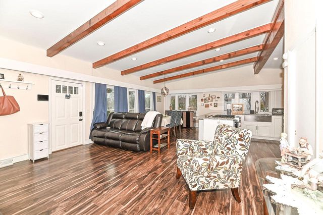 17835 Maple Tree LANE, Brookfield, WI 53045