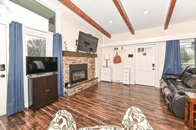 17835 Maple Tree LANE, Brookfield, WI 53045