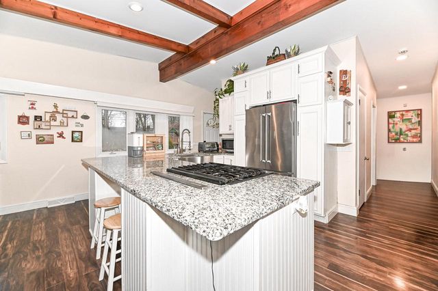 17835 Maple Tree LANE, Brookfield, WI 53045