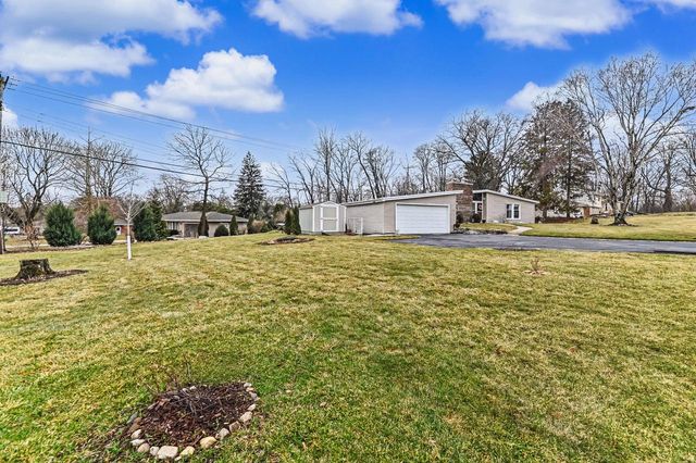 17835 Maple Tree LANE, Brookfield, WI 53045