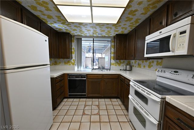 3154 Pradera Circle, Las Vegas, NV 89121