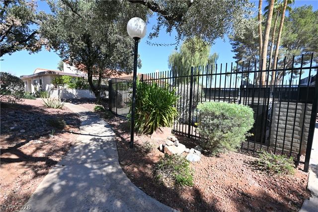 3154 Pradera Circle, Las Vegas, NV 89121