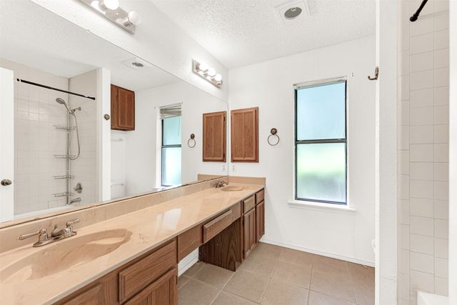 4106 Whitman Lane, Grand Prairie, TX 75052