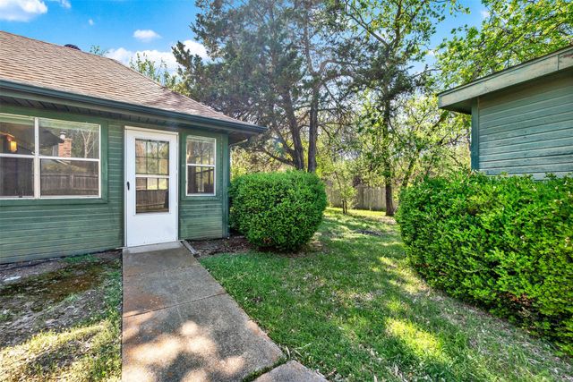 4106 Whitman Lane, Grand Prairie, TX 75052