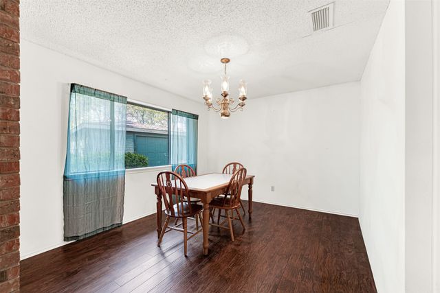 4106 Whitman Lane, Grand Prairie, TX 75052