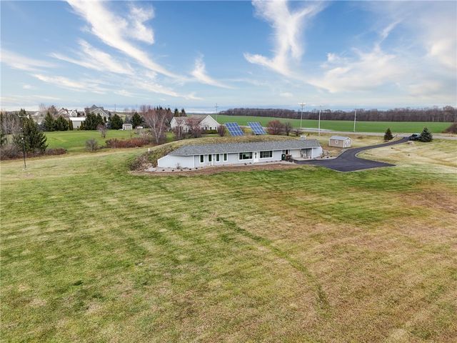 2654 Whalen Road, East Bloomfield, NY 14469