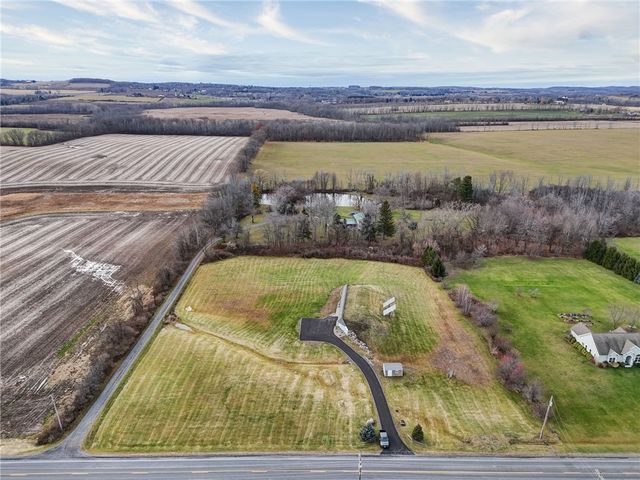 2654 Whalen Road, East Bloomfield, NY 14469