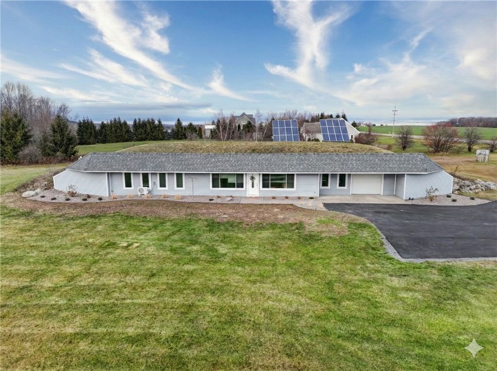 2654 Whalen Road, East Bloomfield, NY 14469