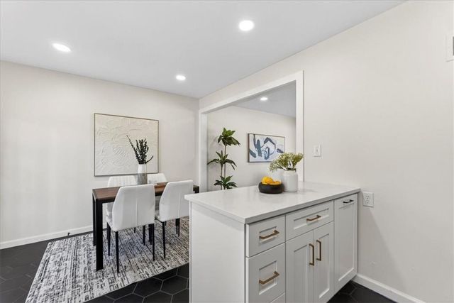 9210 Marsh Avenue, Kansas City, MO 64138