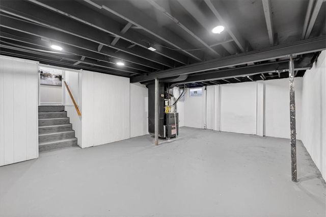 9210 Marsh Avenue, Kansas City, MO 64138