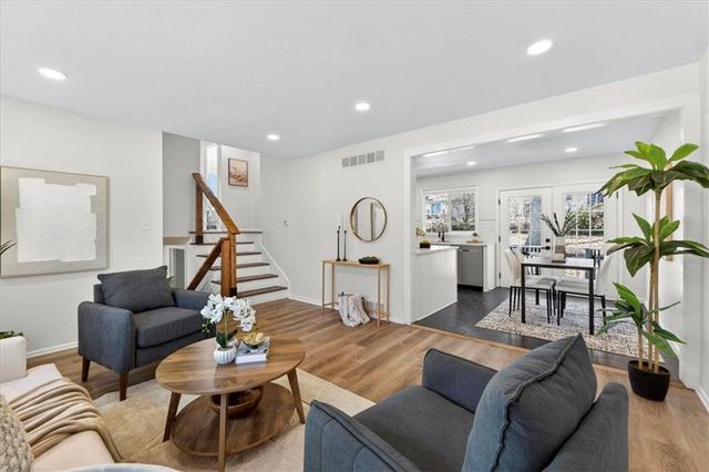 9210 Marsh Avenue, Kansas City, MO 64138