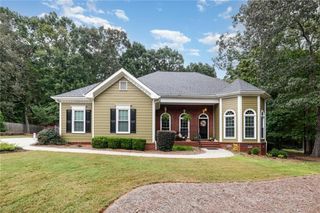1201 Dove Creek Circle, Statham, GA 30666