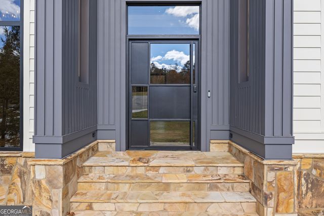 520 Heathmill Court, Milton, GA 30004