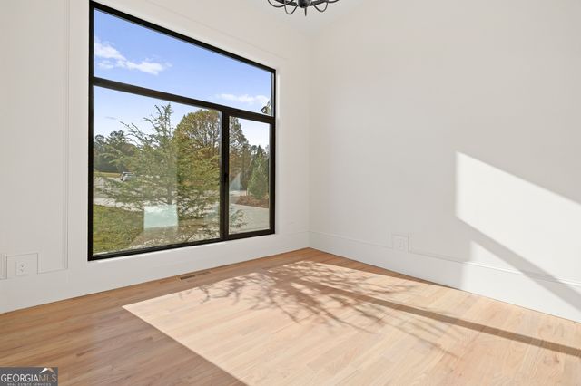 520 Heathmill Court, Milton, GA 30004