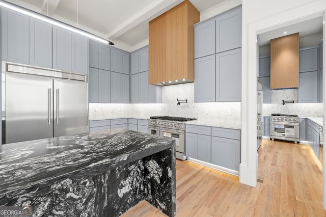 520 Heathmill Court, Milton, GA 30004