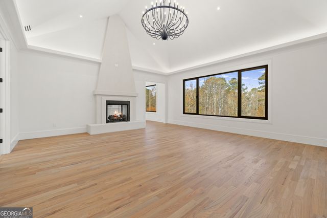 520 Heathmill Court, Milton, GA 30004