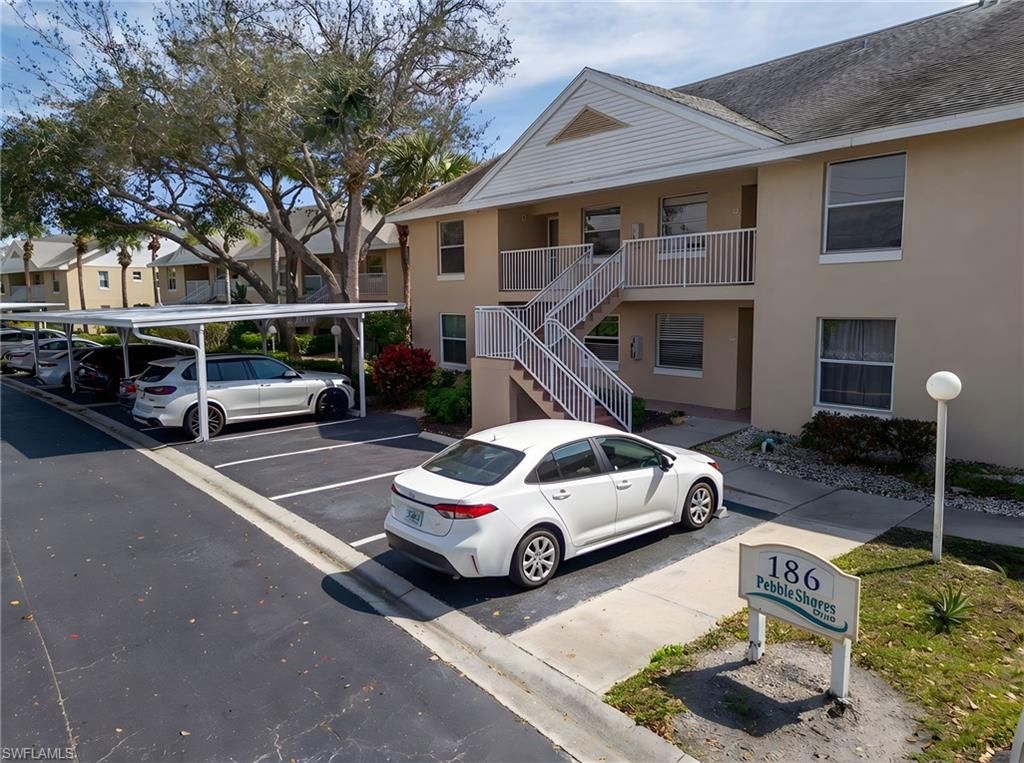 186 Pebble Shores DR 201, NAPLES, FL 34110 — exterior