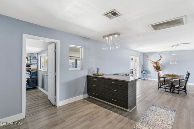 8137 E INDIAN SCHOOL Road, Scottsdale, AZ 85251