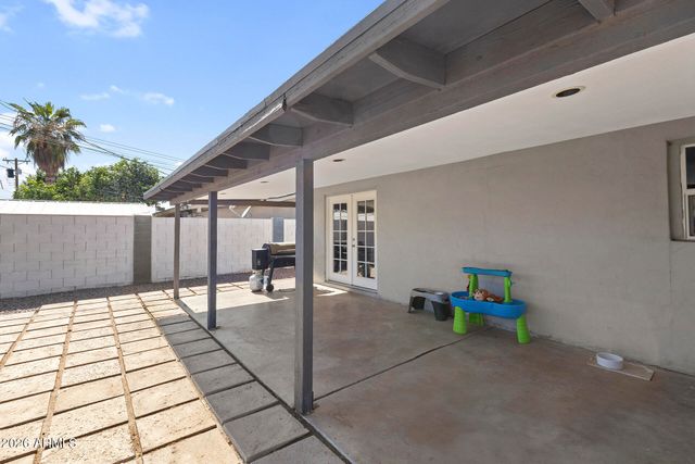 8137 E INDIAN SCHOOL Road, Scottsdale, AZ 85251