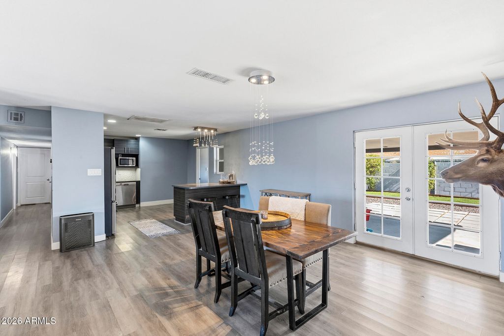 8137 E INDIAN SCHOOL Road, Scottsdale, AZ 85251 — photo 5