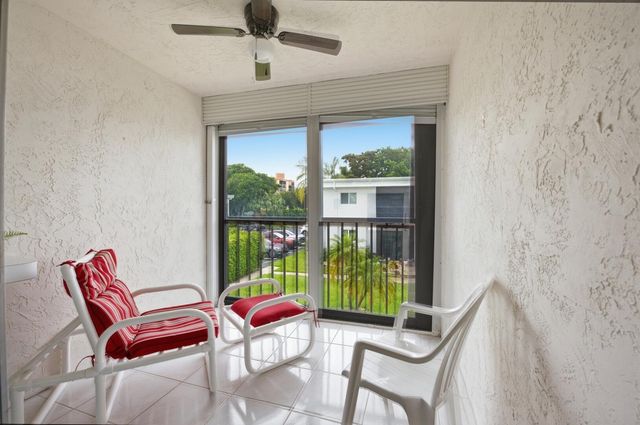 14898 Wedgefield Drive 208, Delray Beach, FL 33446