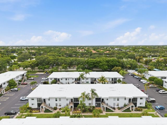 14898 Wedgefield Drive 208, Delray Beach, FL 33446