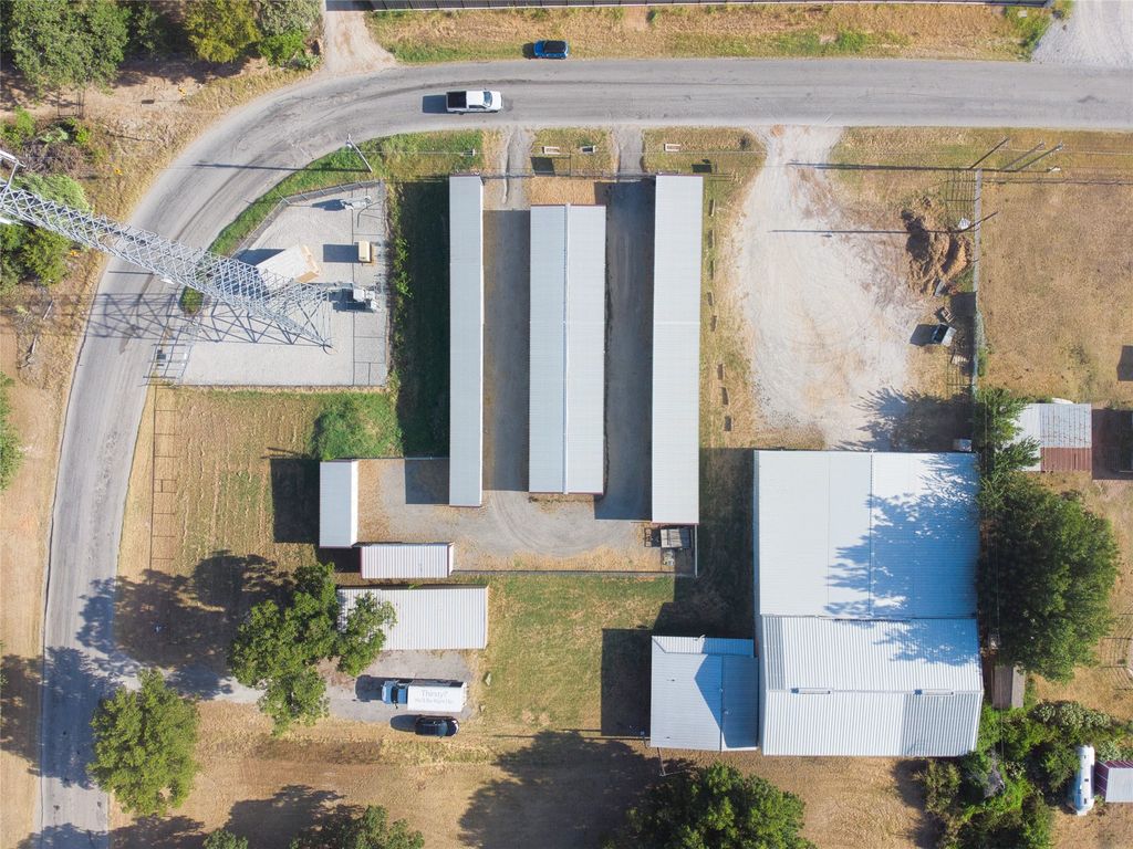 6612 Midway Road, Springtown, TX 76082 — exterior