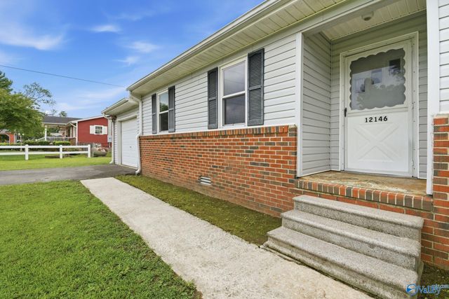 12146 Lakeview Street, Athens, AL 35611