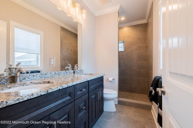 29 Fielder Avenue, Ortley Beach, NJ 08751