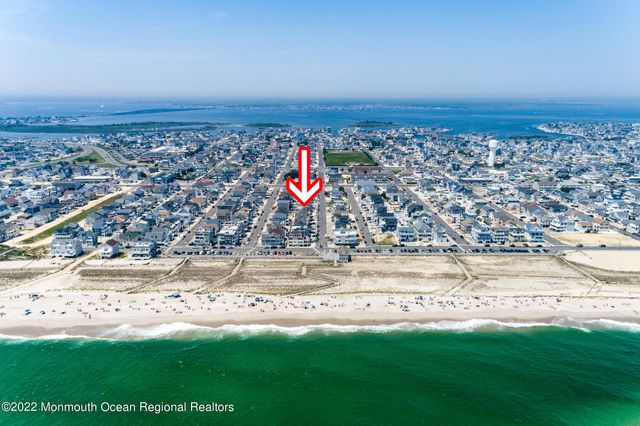 29 Fielder Avenue, Ortley Beach, NJ 08751