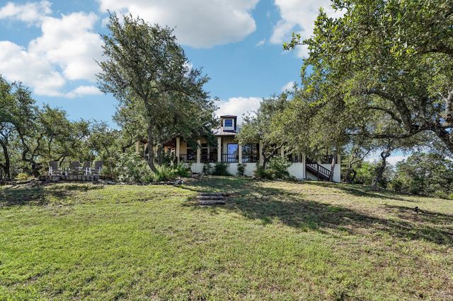 100 MESA DR, Wimberley, TX 78676