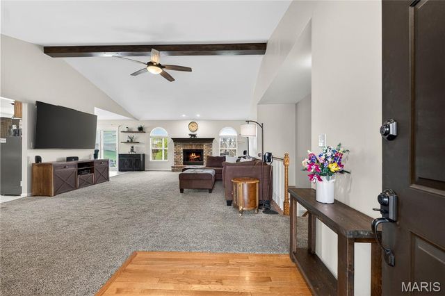 18 Locust Hills Court, O'fallon, MO 63366